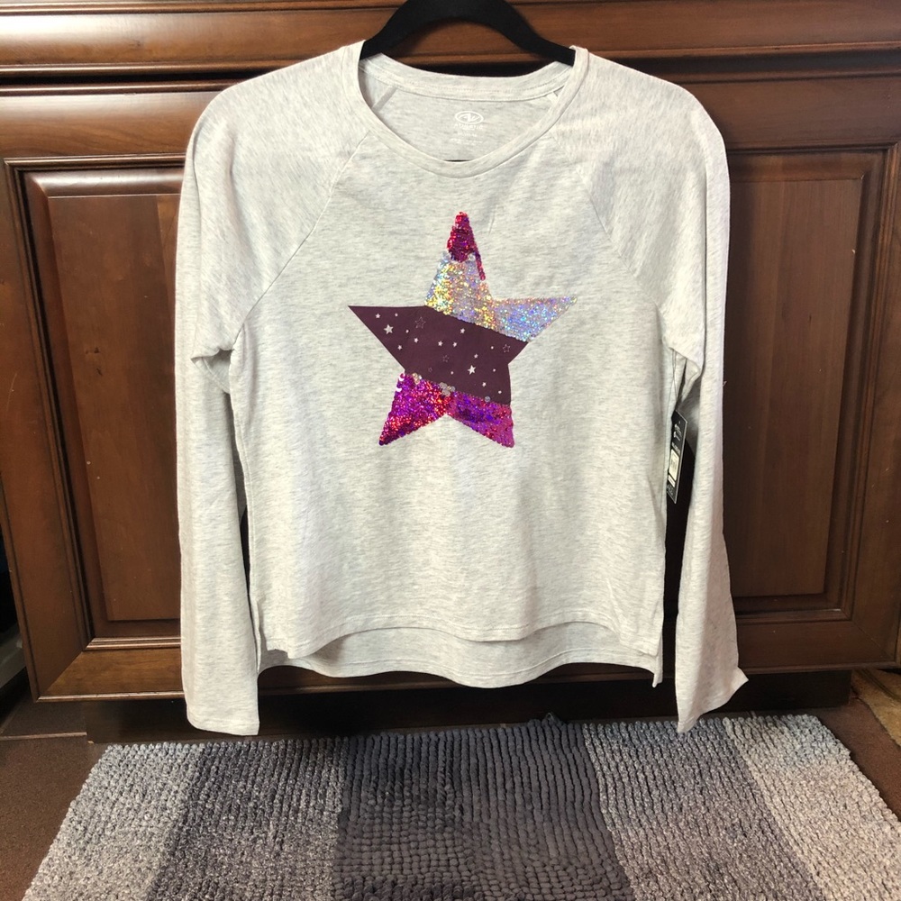 NWT - ⭐️ Athletic Works 💫 Graphic Star Tee ⭐️